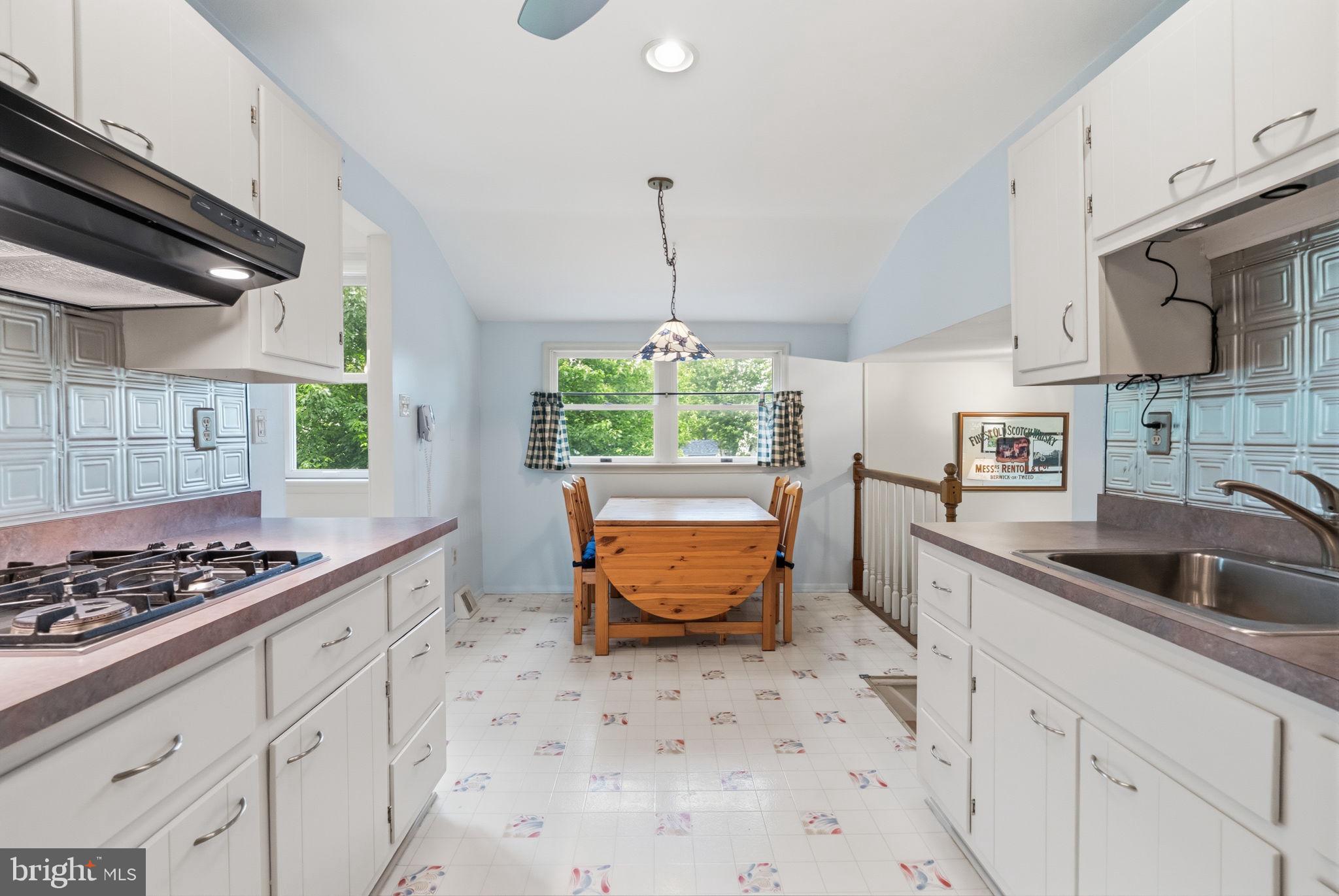 81 CHEROKEE ROAD