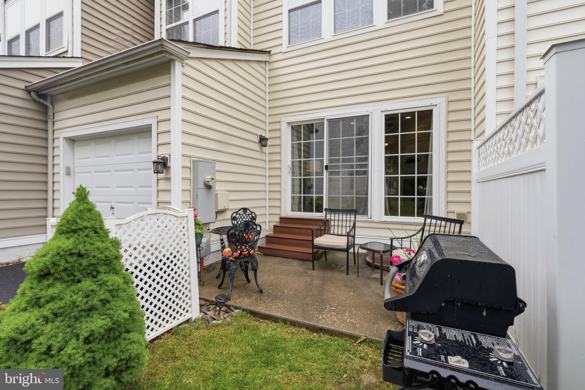 175 PIPERS INN DRIVE