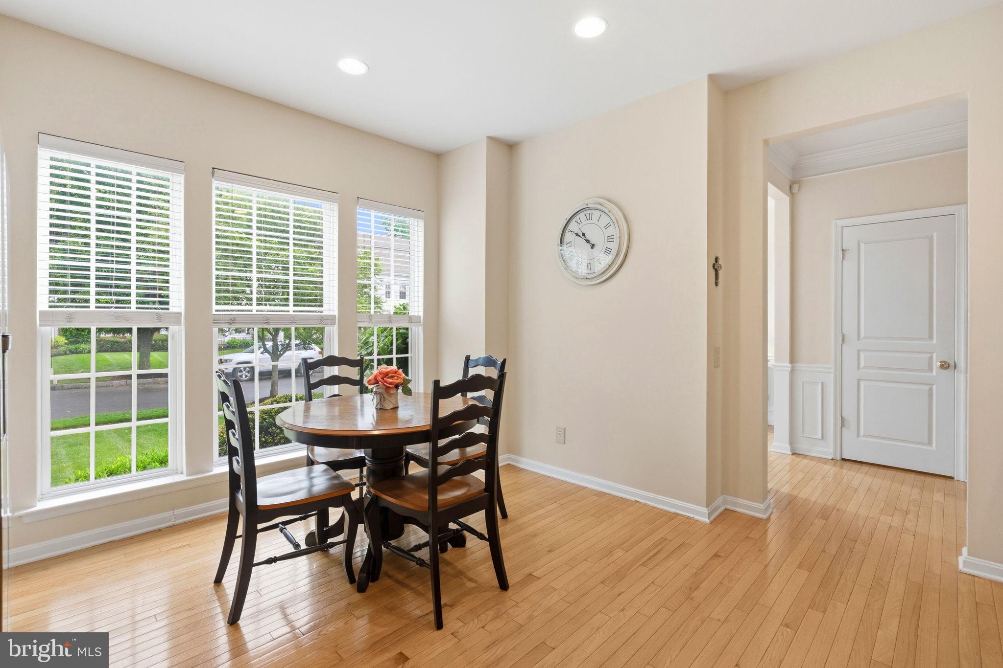 175 PIPERS INN DRIVE