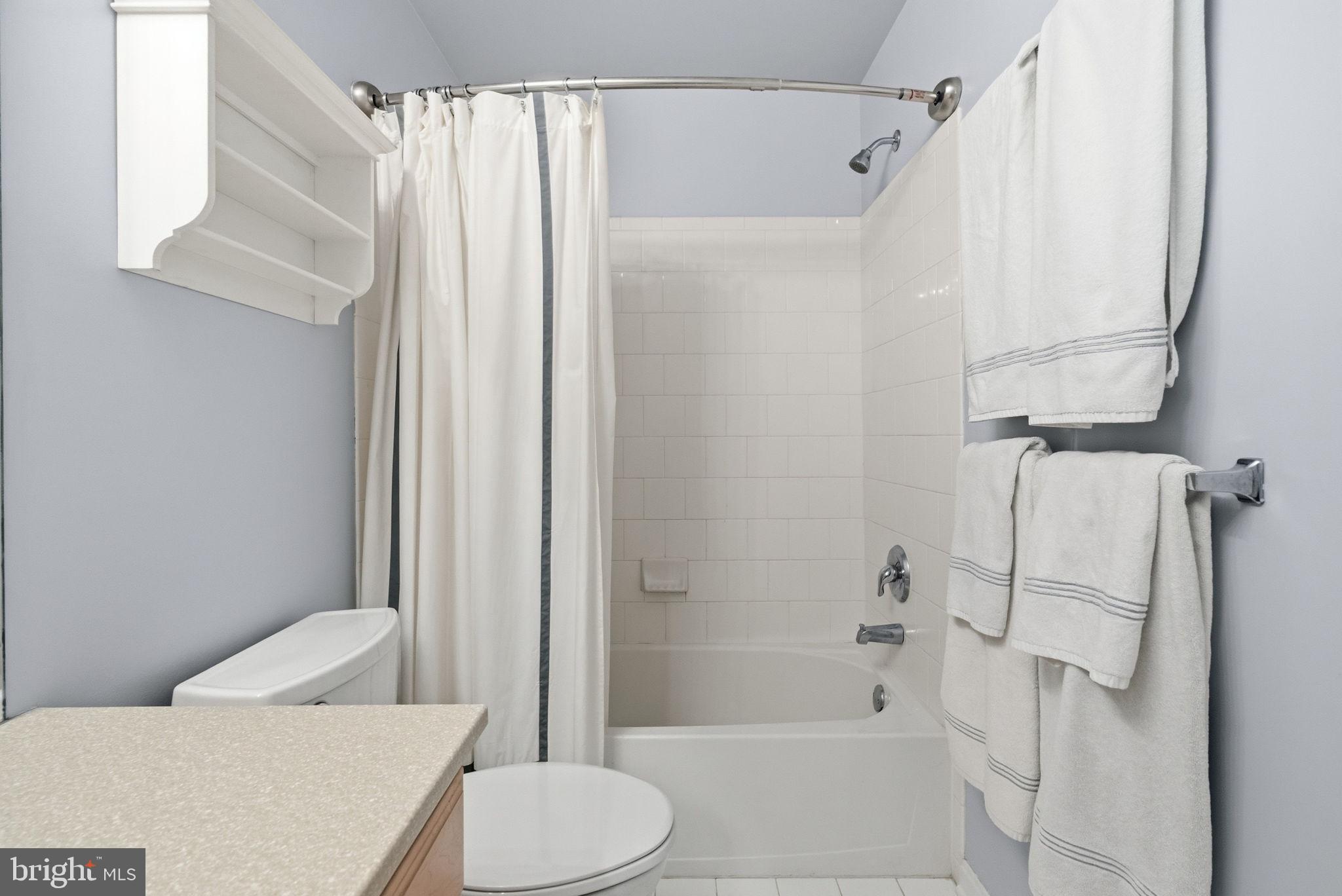 175 PIPERS INN DRIVE