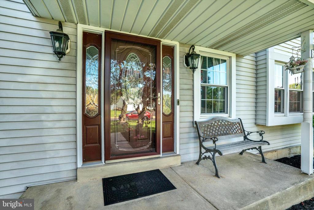 2125 ROBIN DRIVE