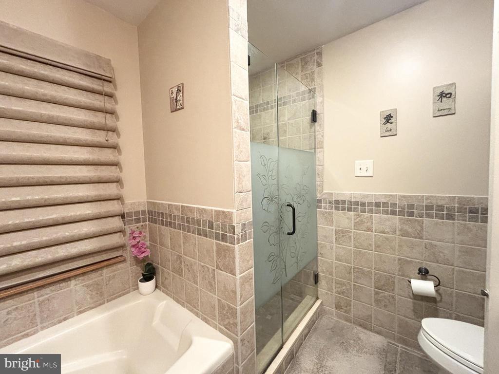 2125 ROBIN DRIVE