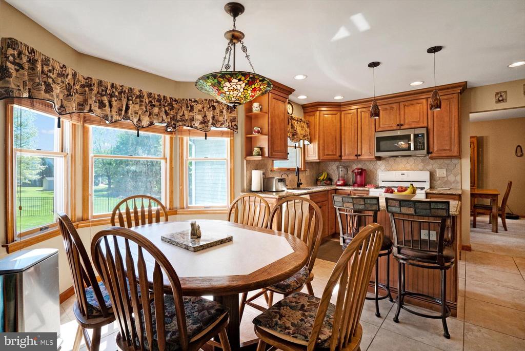 2125 ROBIN DRIVE