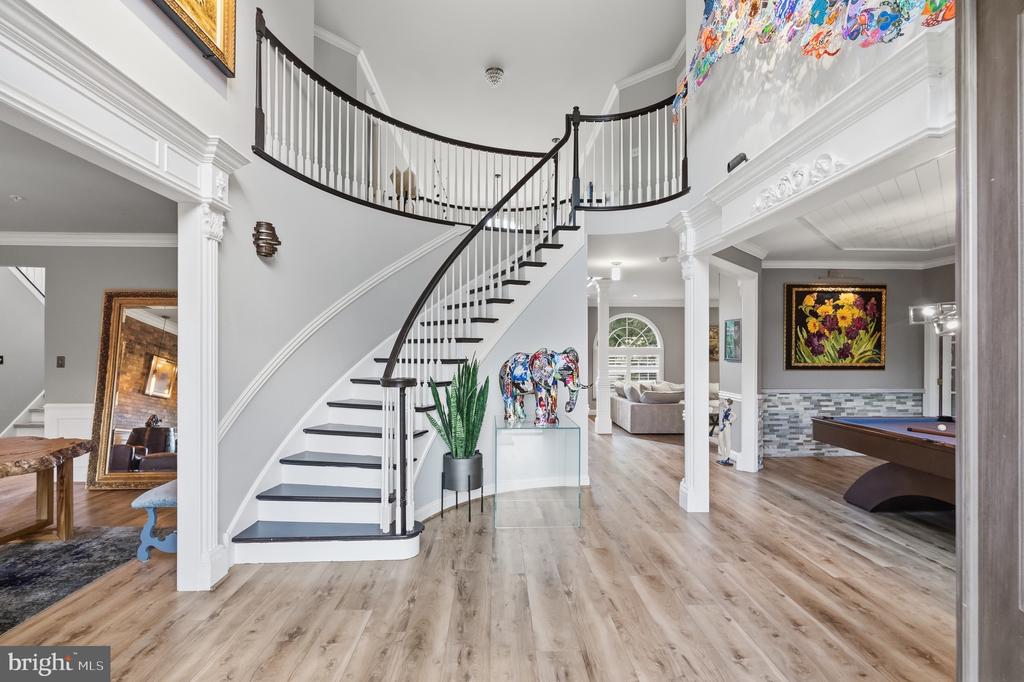 2310 SANDHURST DRIVE