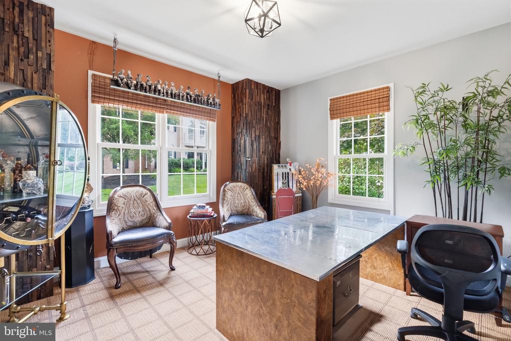 2310 SANDHURST DRIVE