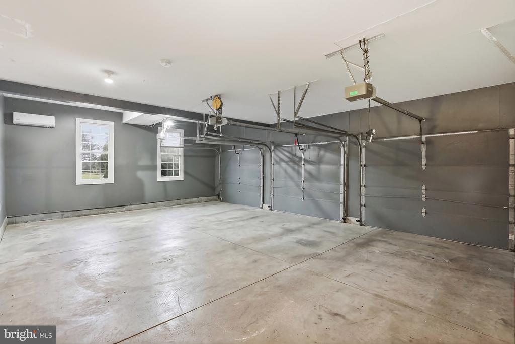 2310 SANDHURST DRIVE