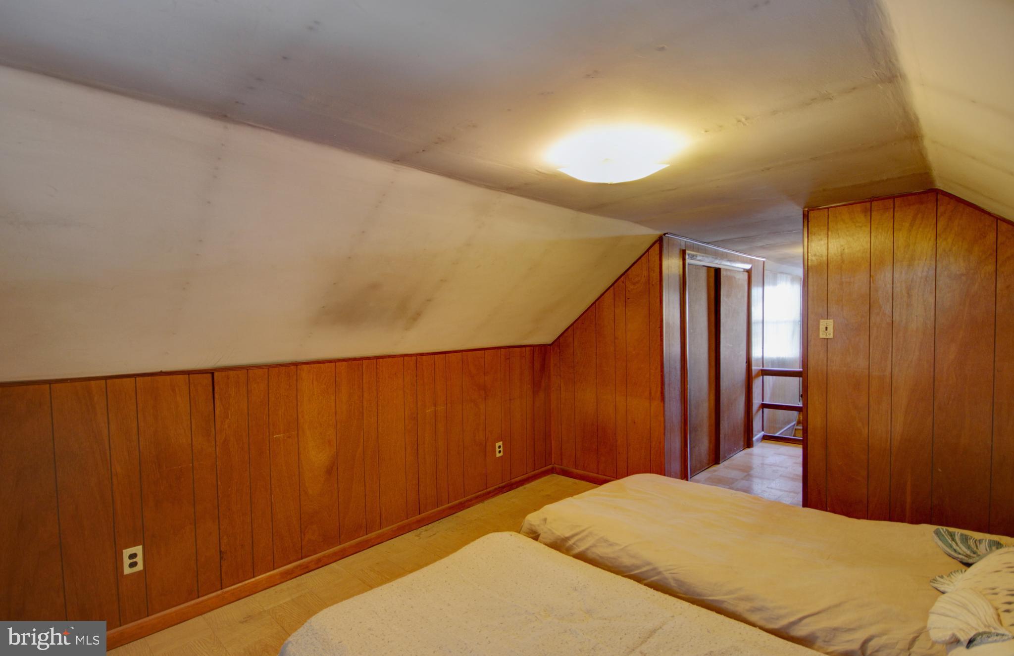 835 W 4TH STREET
