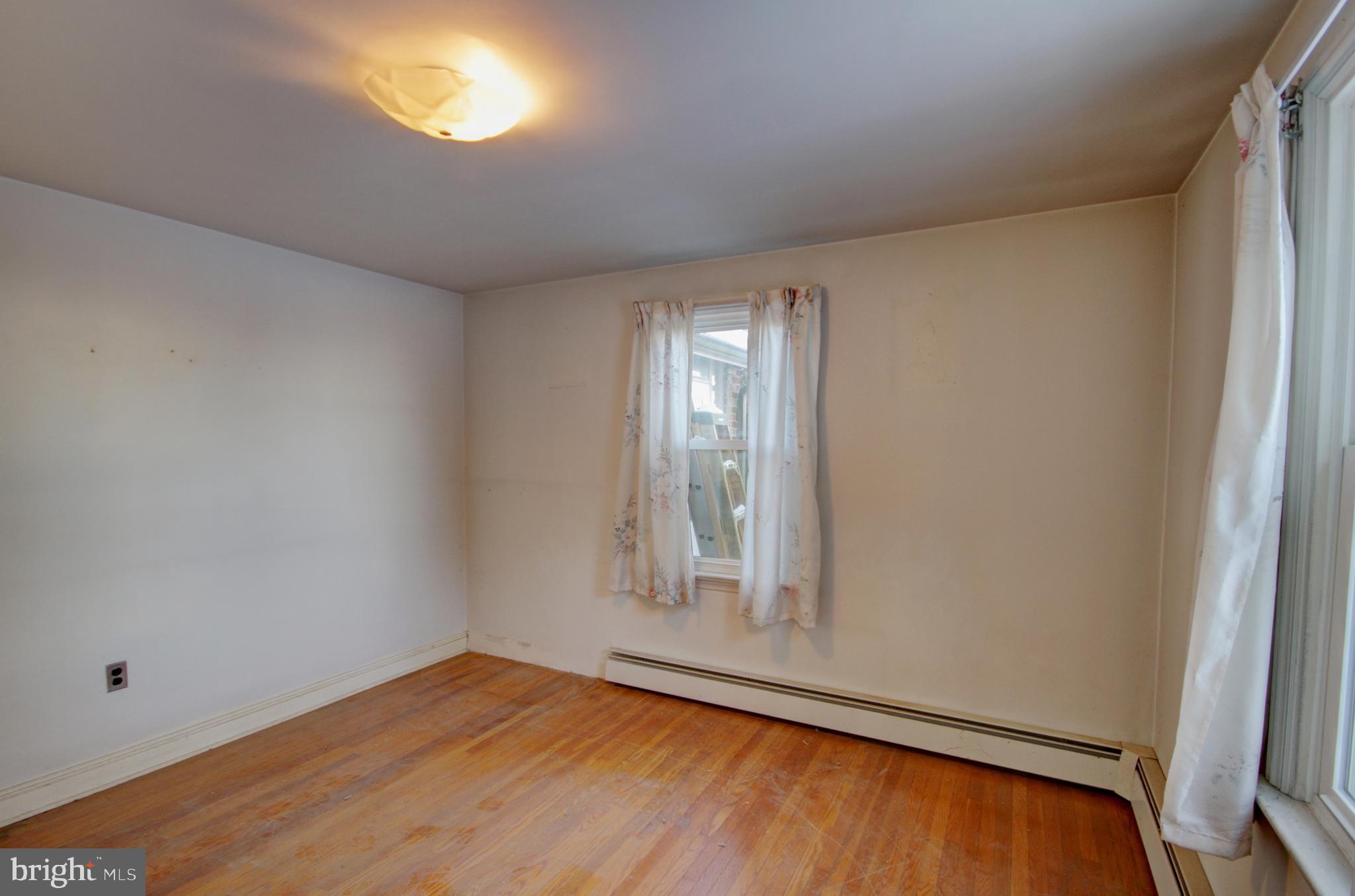 835 W 4TH STREET