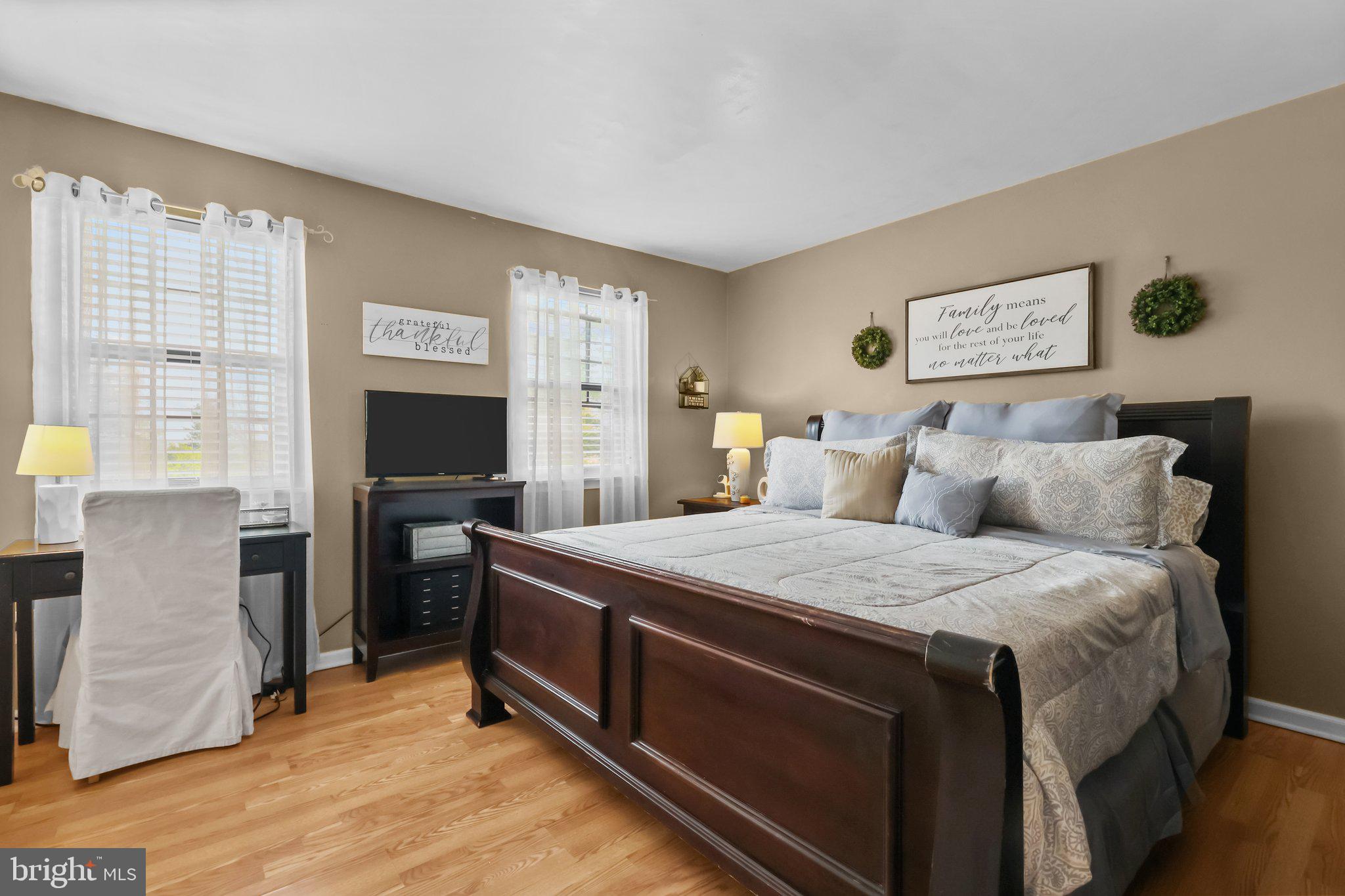1006 N YORK ROAD L-5