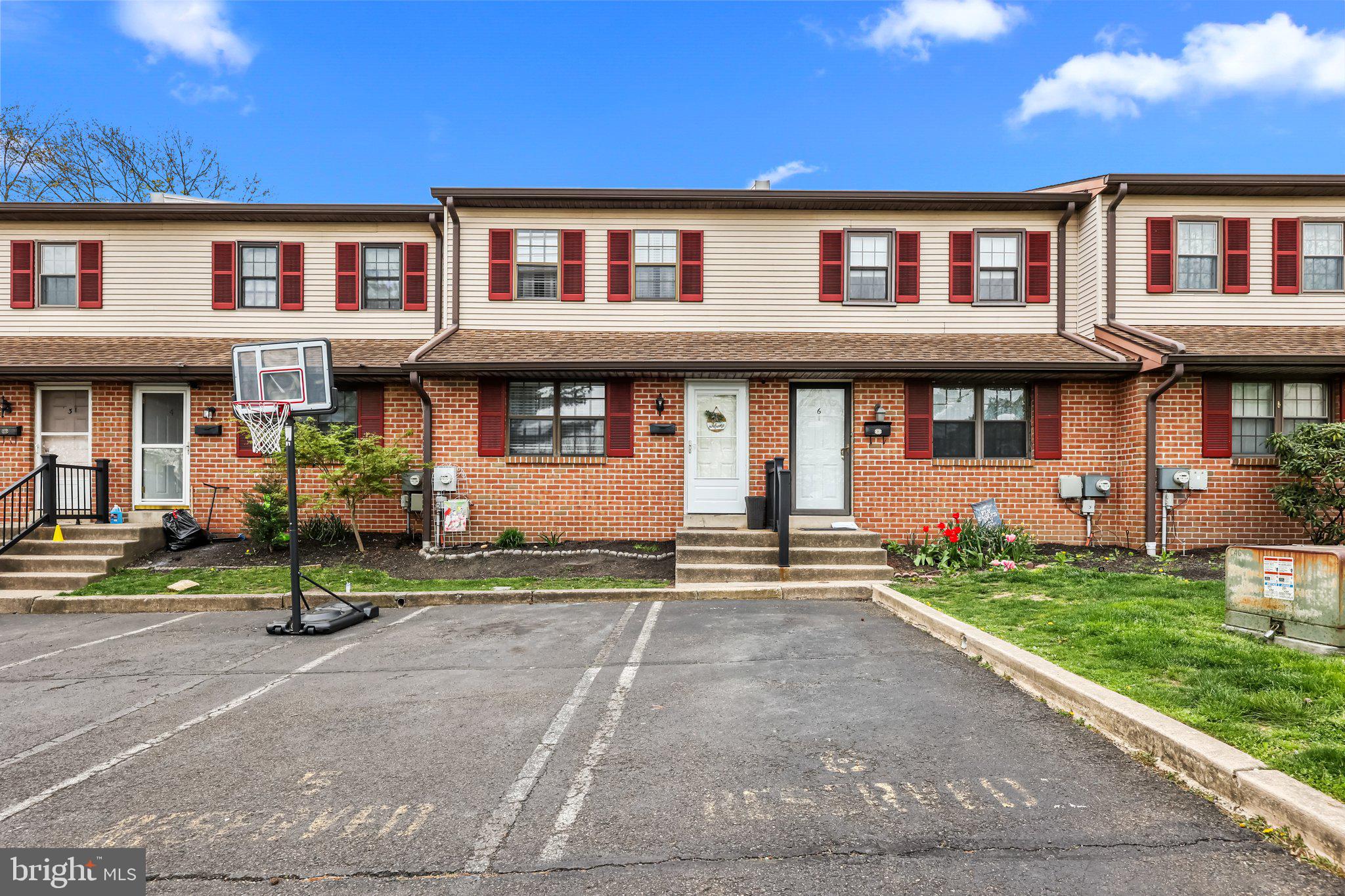 1006 N YORK ROAD L-5