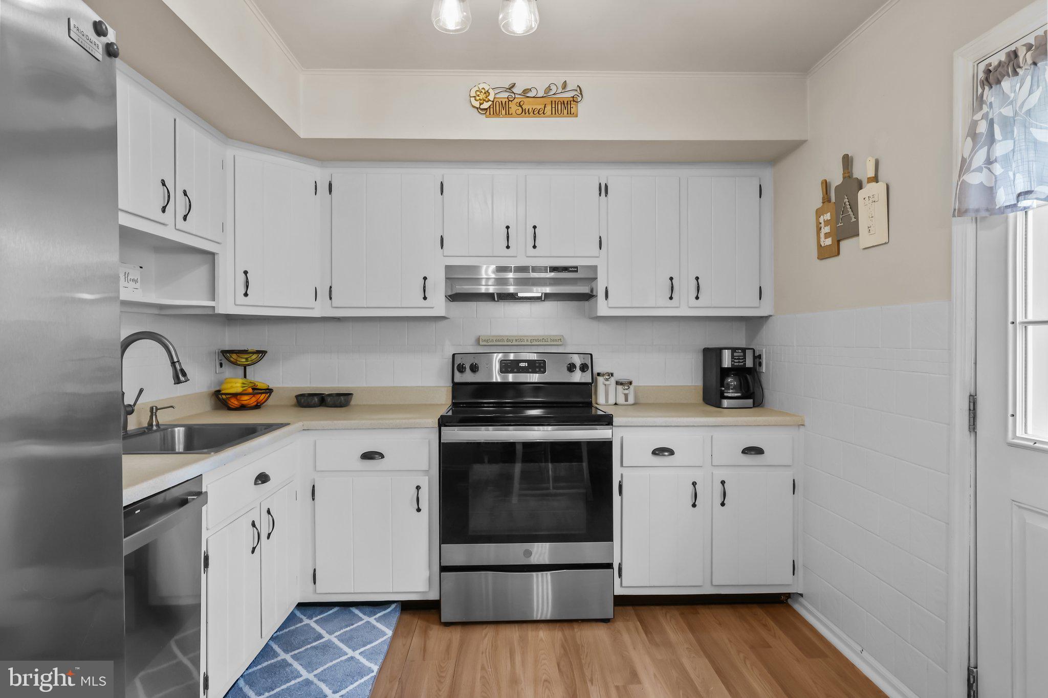 1006 N YORK ROAD L-5