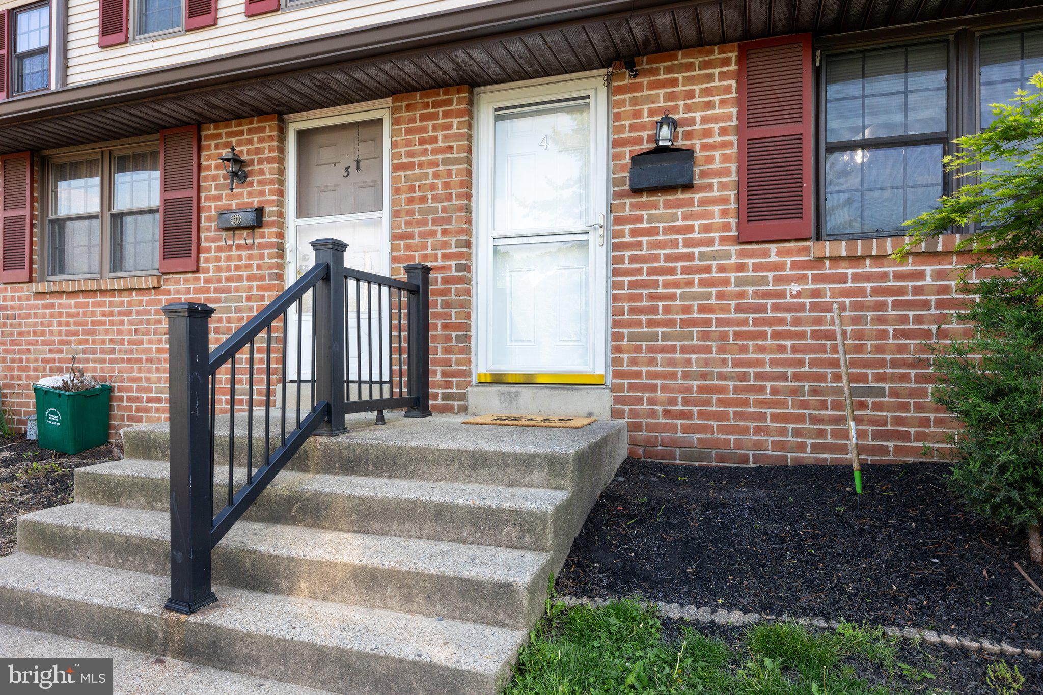 1006 N YORK ROAD L-4