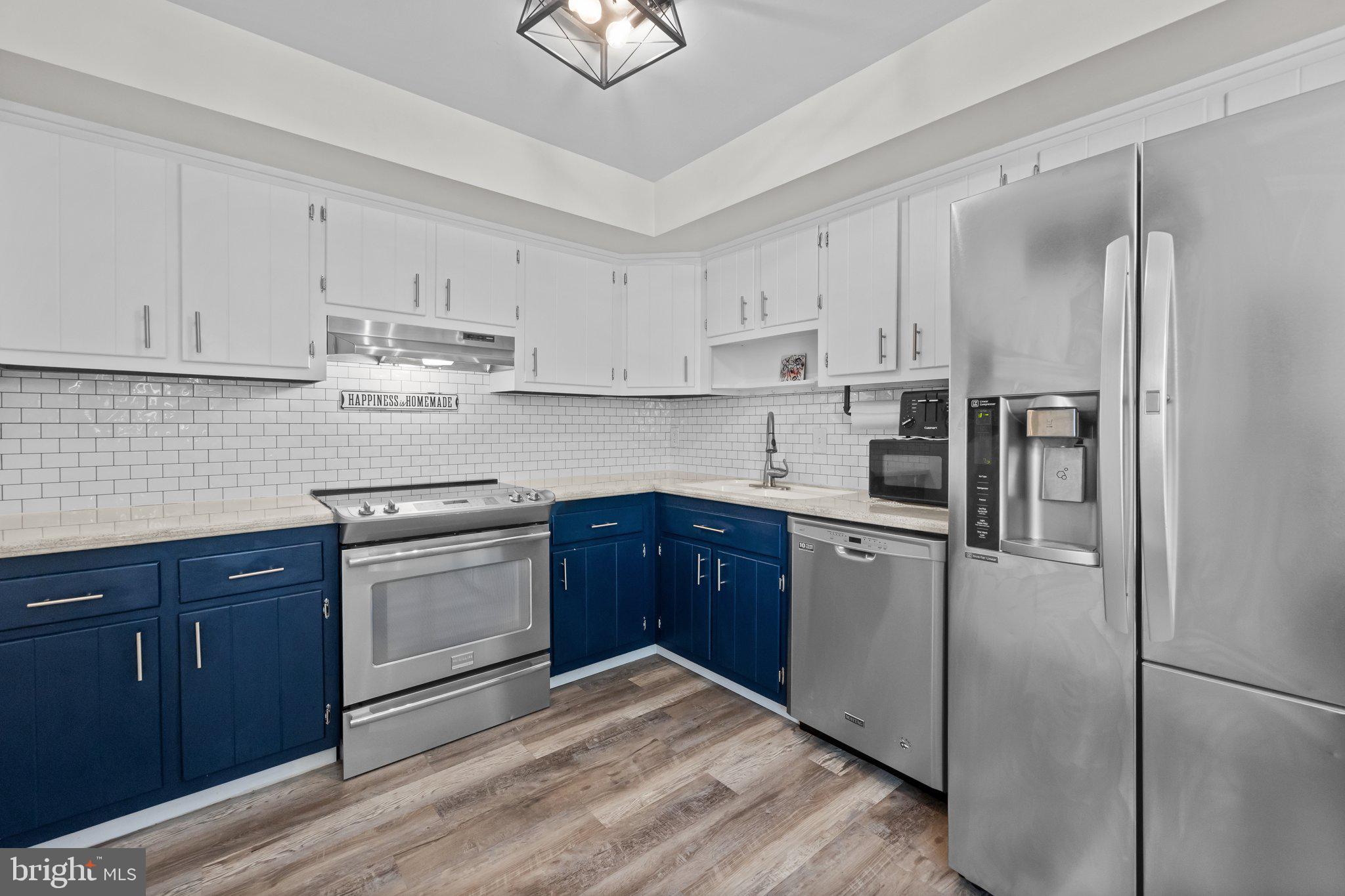 1006 N YORK ROAD L-4