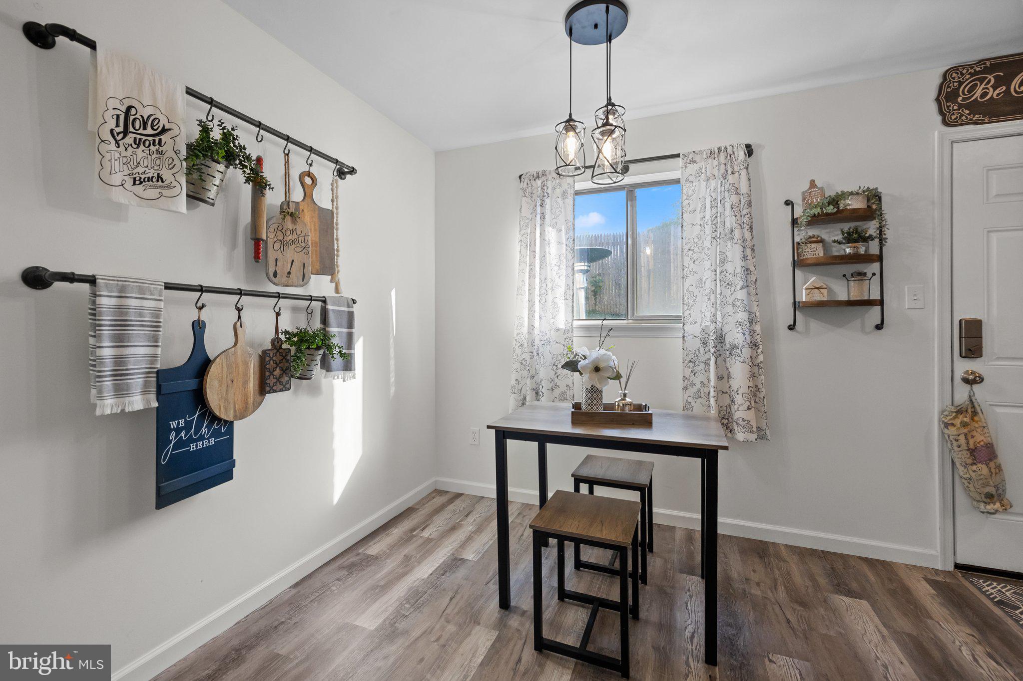 1006 N YORK ROAD L-4
