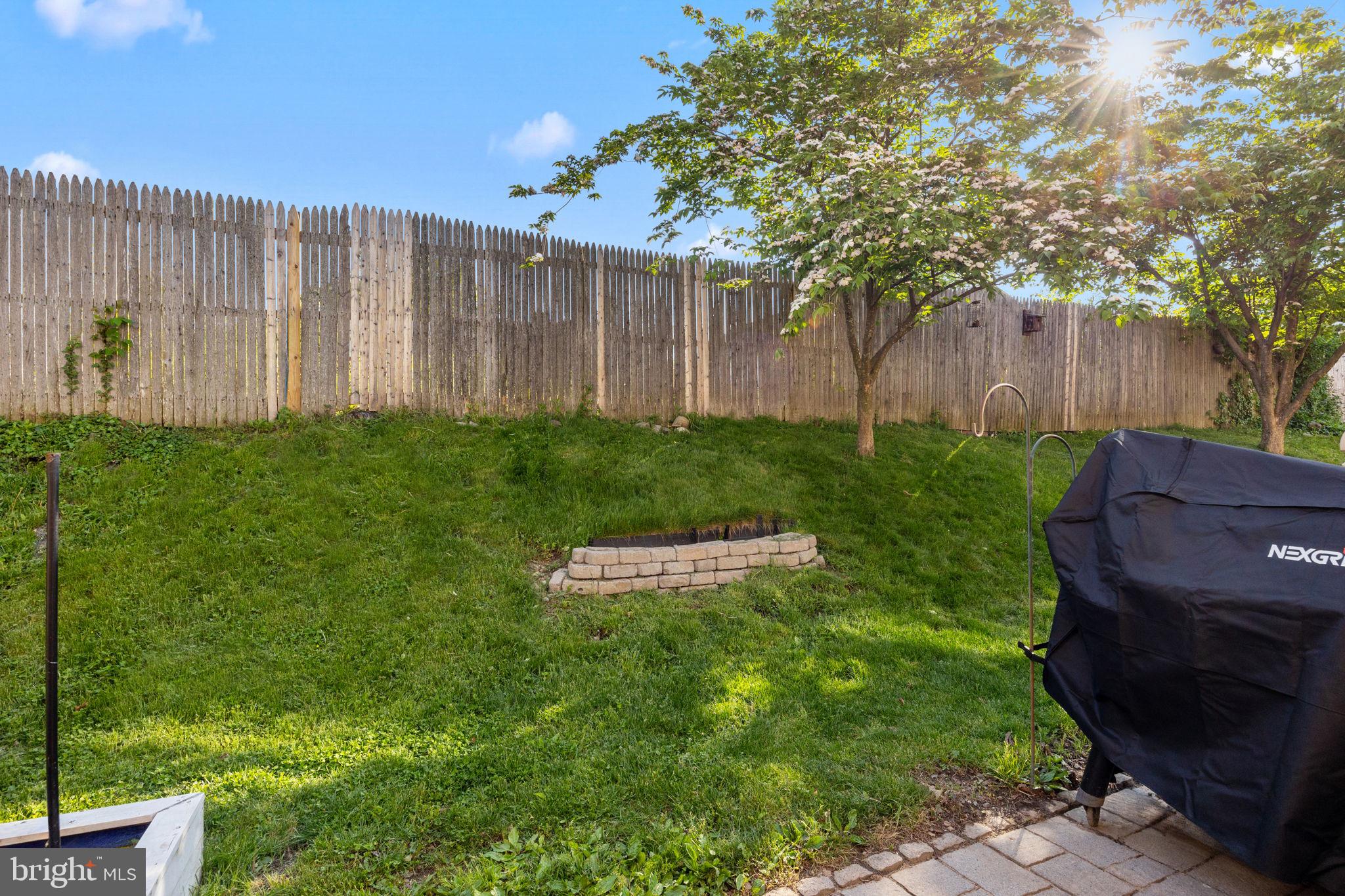 1006 N YORK ROAD L-4
