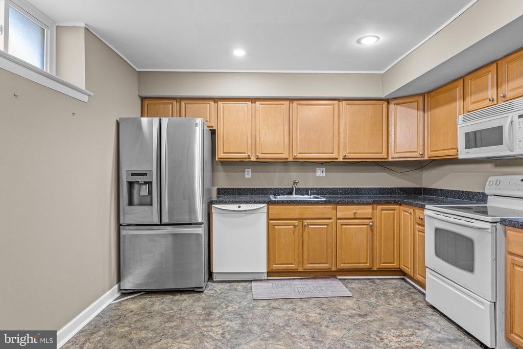 515 N YORK ROAD 1-C