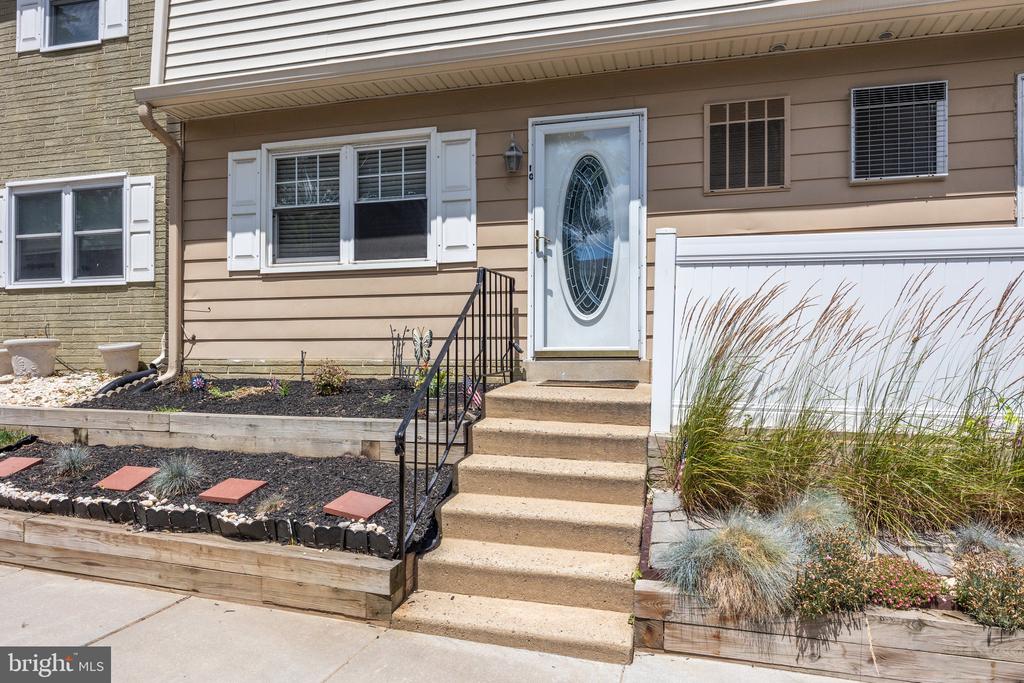 515 N YORK ROAD 1-C
