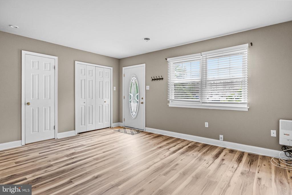 515 N YORK ROAD 1-C