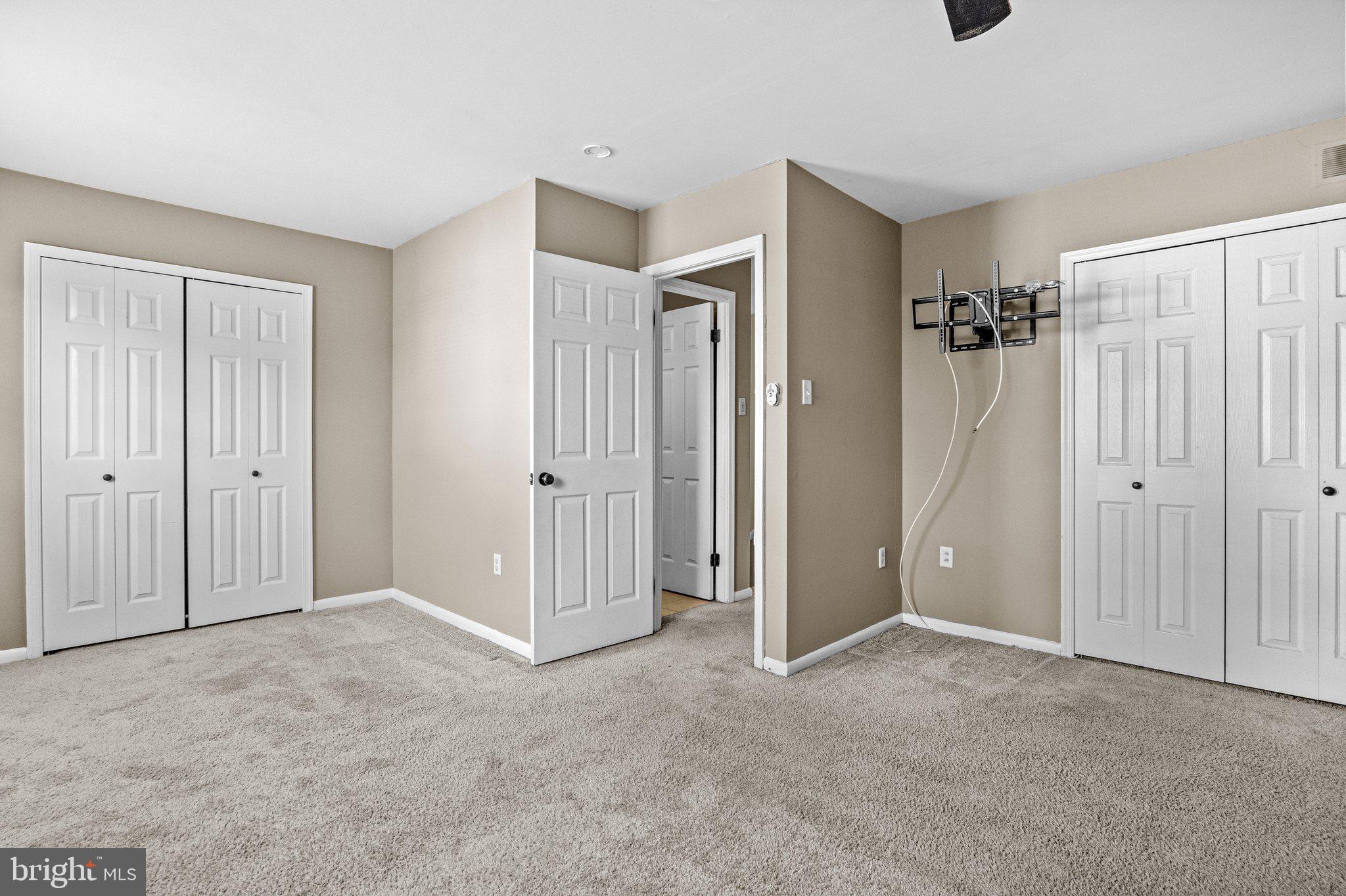 515 N YORK ROAD 1-C