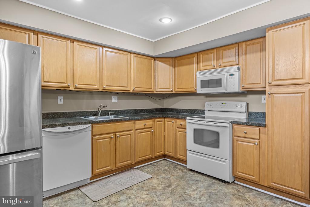515 N YORK ROAD 1-C
