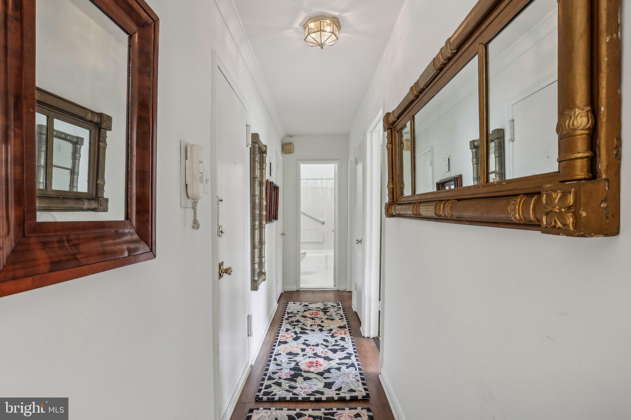 383 LAKESIDE ROAD 101