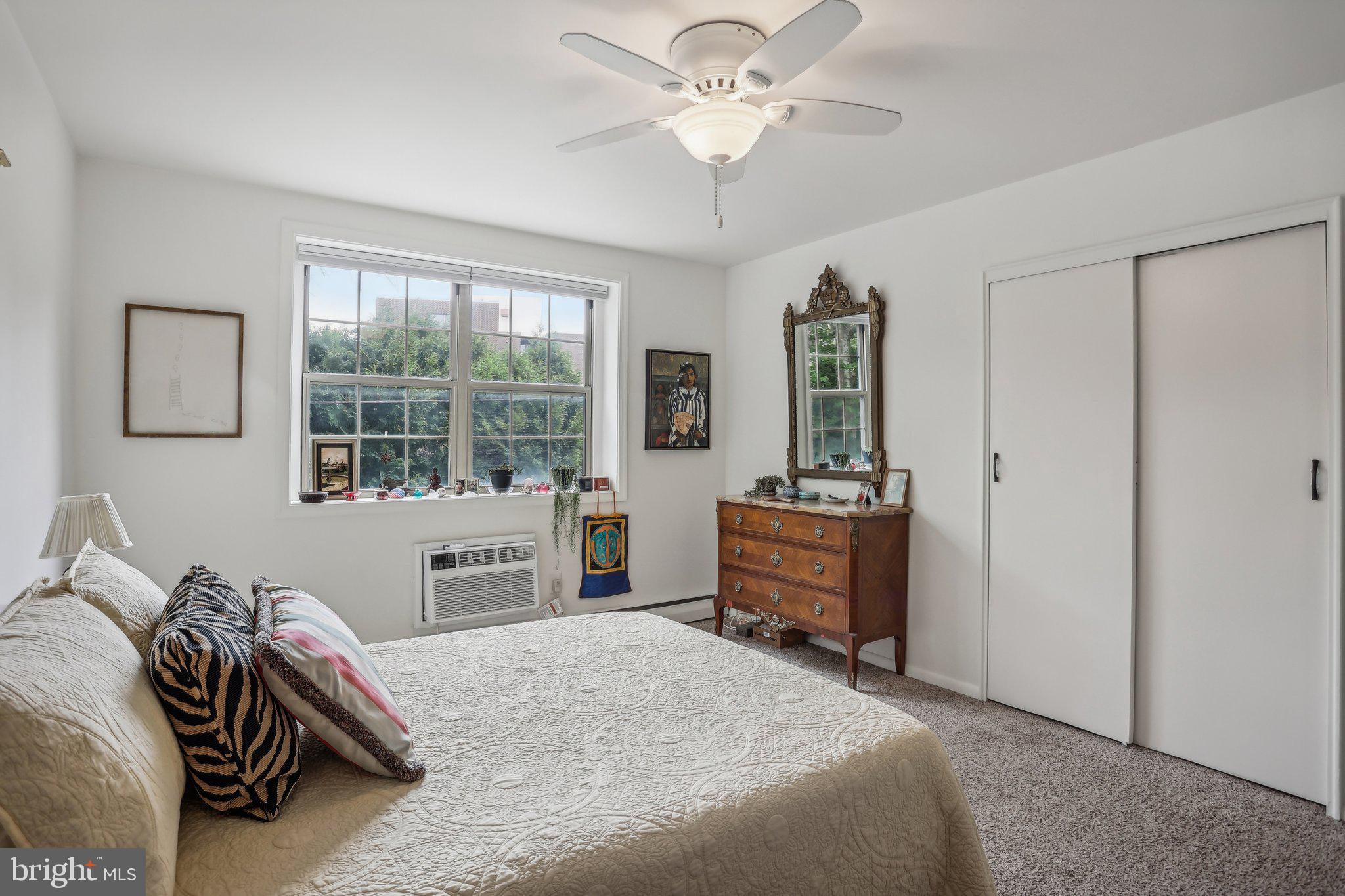 383 LAKESIDE ROAD 101