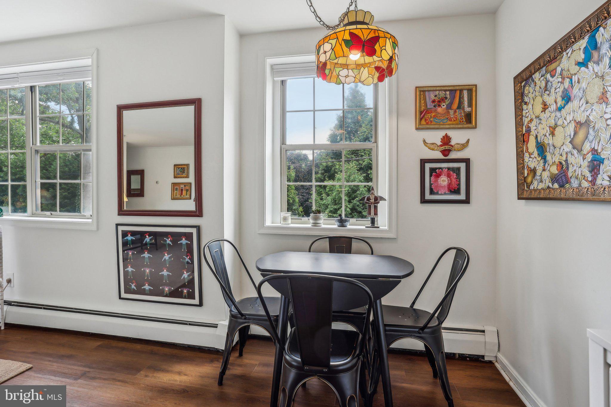 383 LAKESIDE ROAD 101