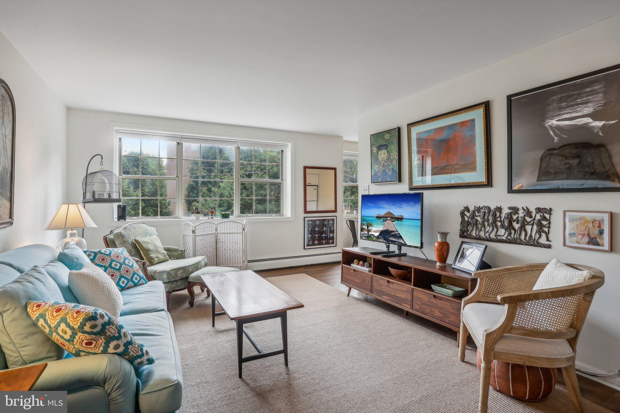 383 LAKESIDE ROAD 101