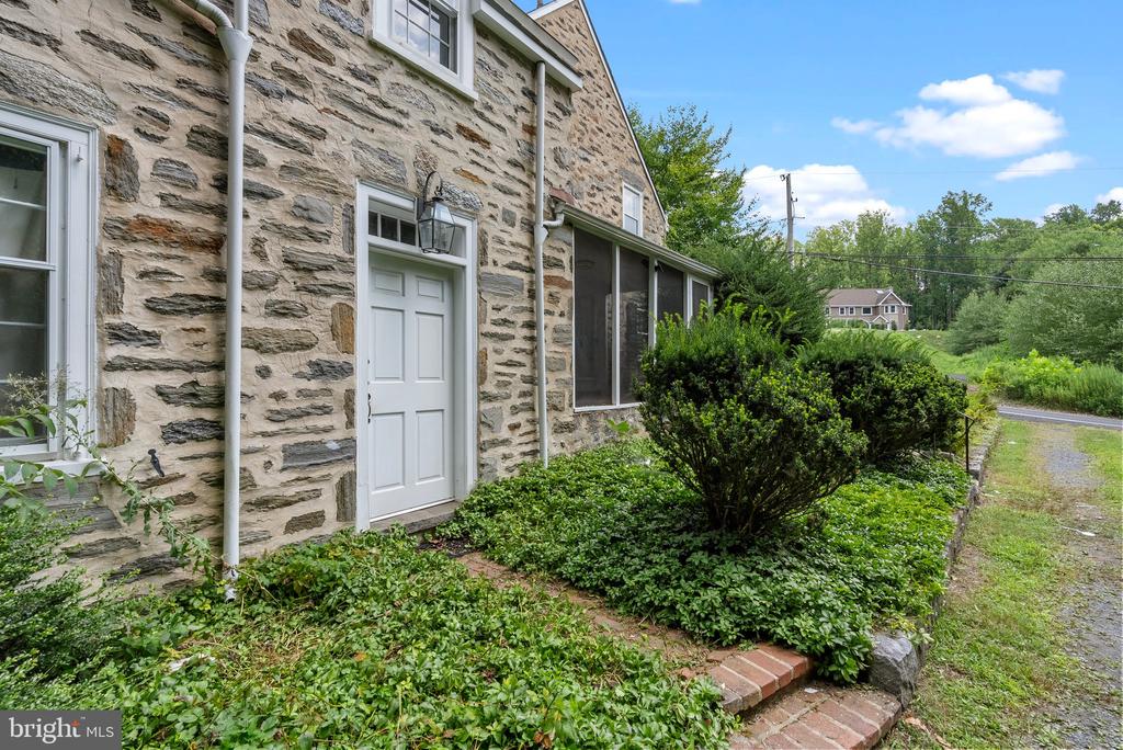 1244 OLD FORD ROAD