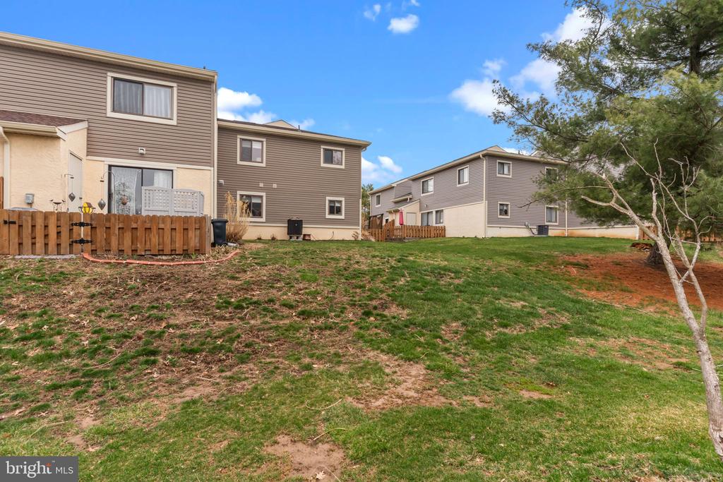 82 ASH STOKER LANE