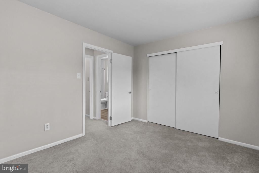 82 ASH STOKER LANE