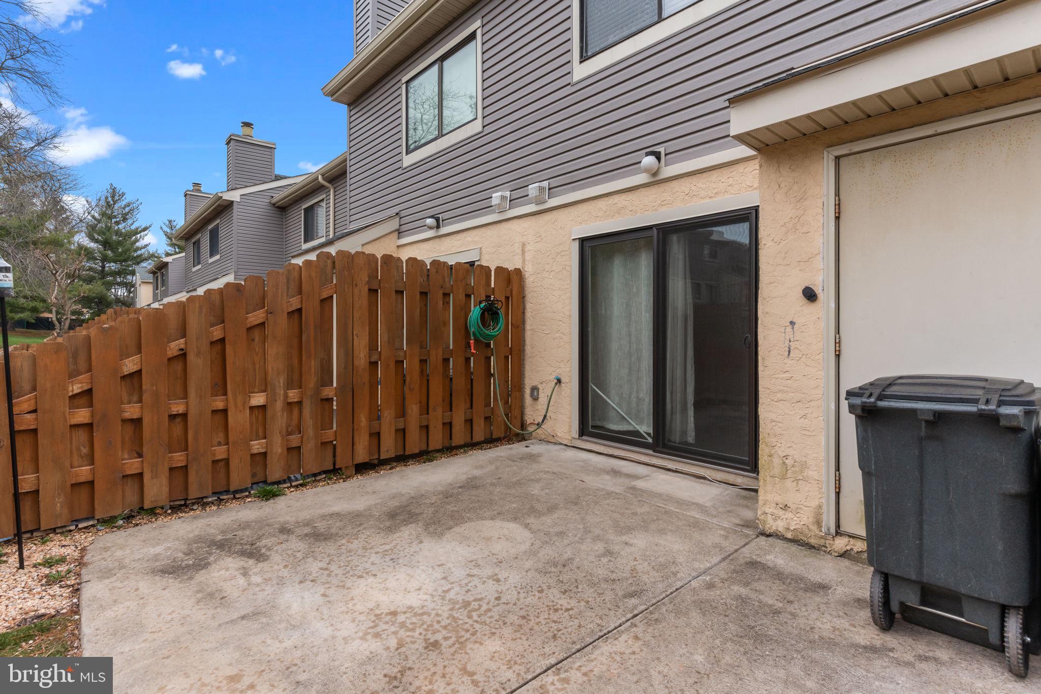 82 ASH STOKER LANE