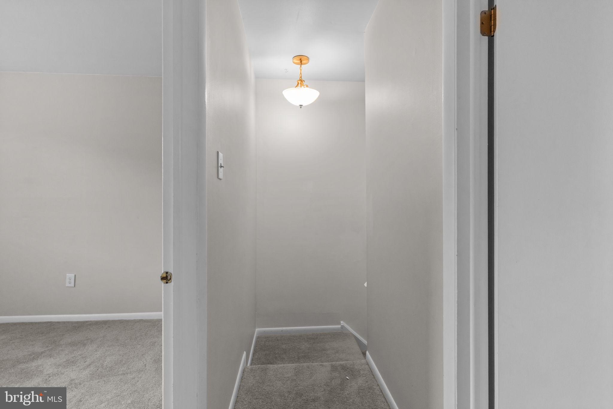 82 ASH STOKER LANE