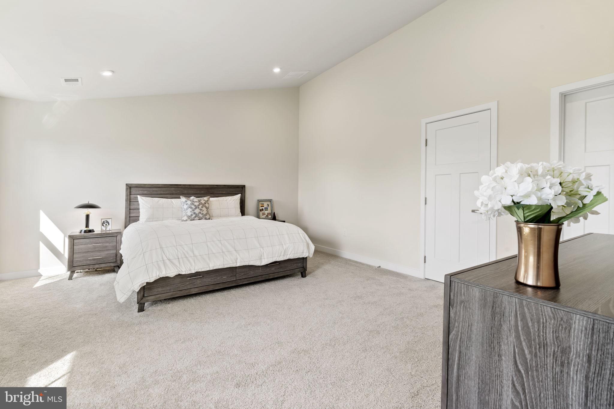 7984 MILLTOWN CIRCLE