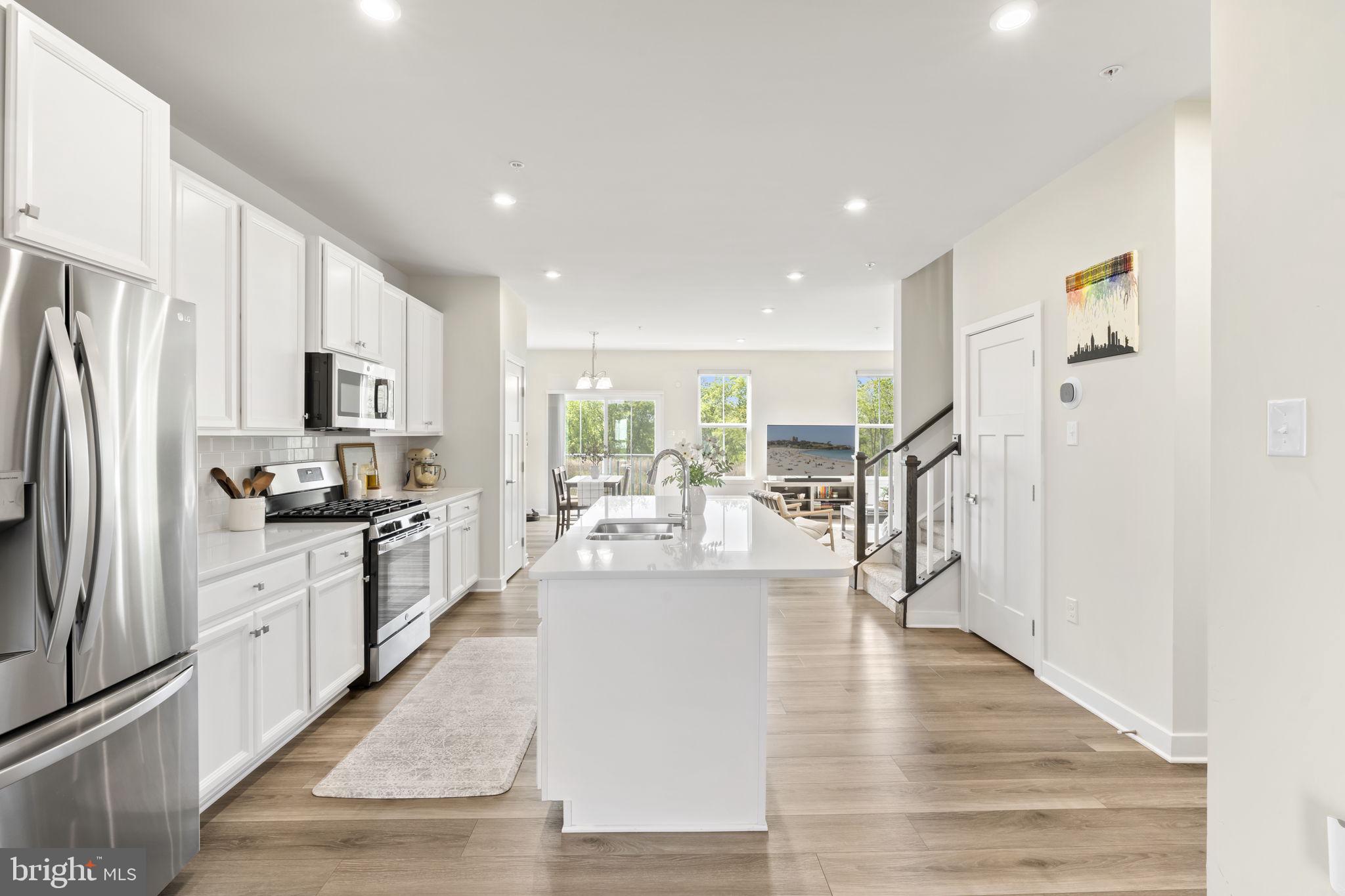 7984 MILLTOWN CIRCLE