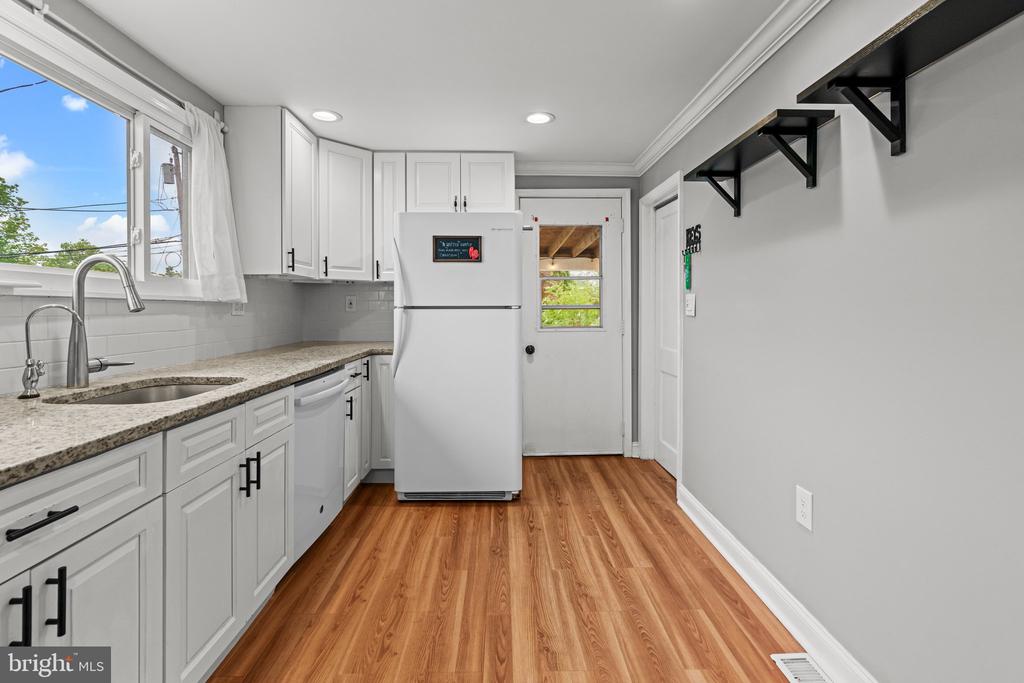 3082 LIMEKILN PIKE