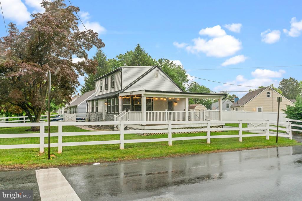 3082 LIMEKILN PIKE