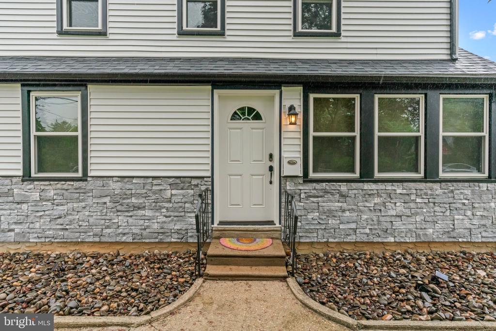 3082 LIMEKILN PIKE