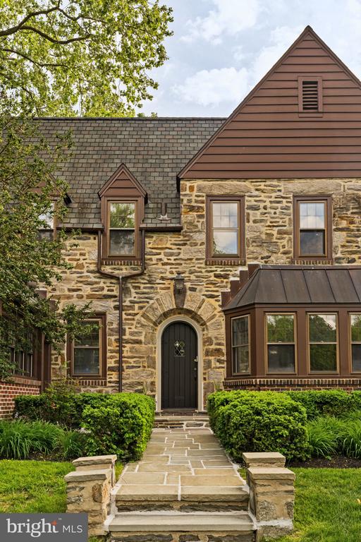 1872 LAMBERT ROAD