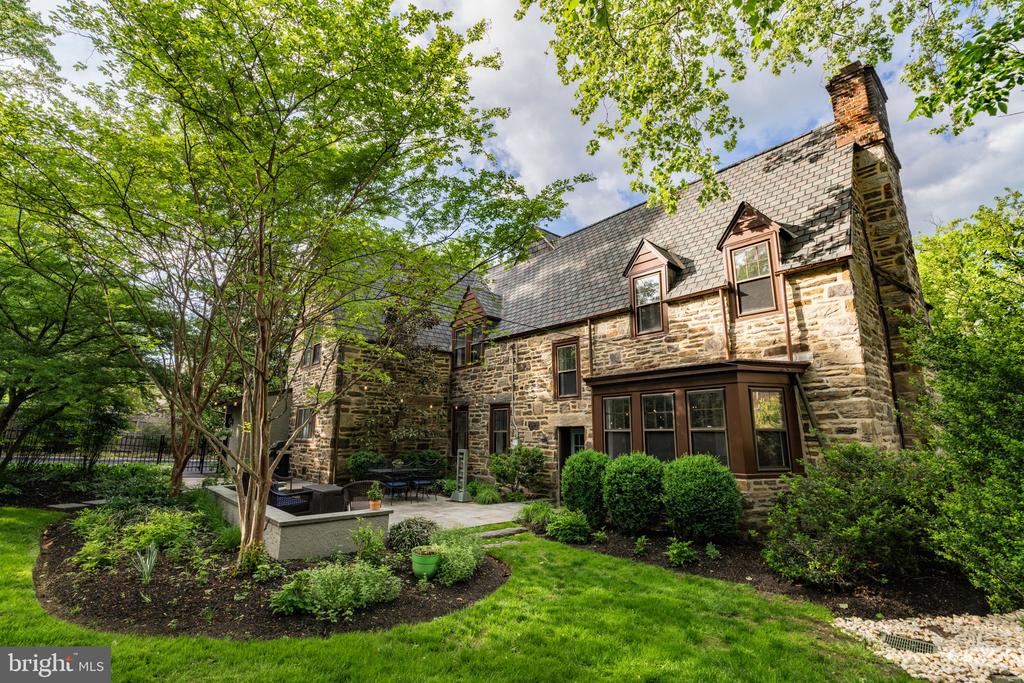 1872 LAMBERT ROAD