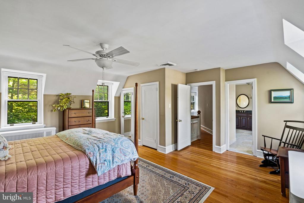 1872 LAMBERT ROAD