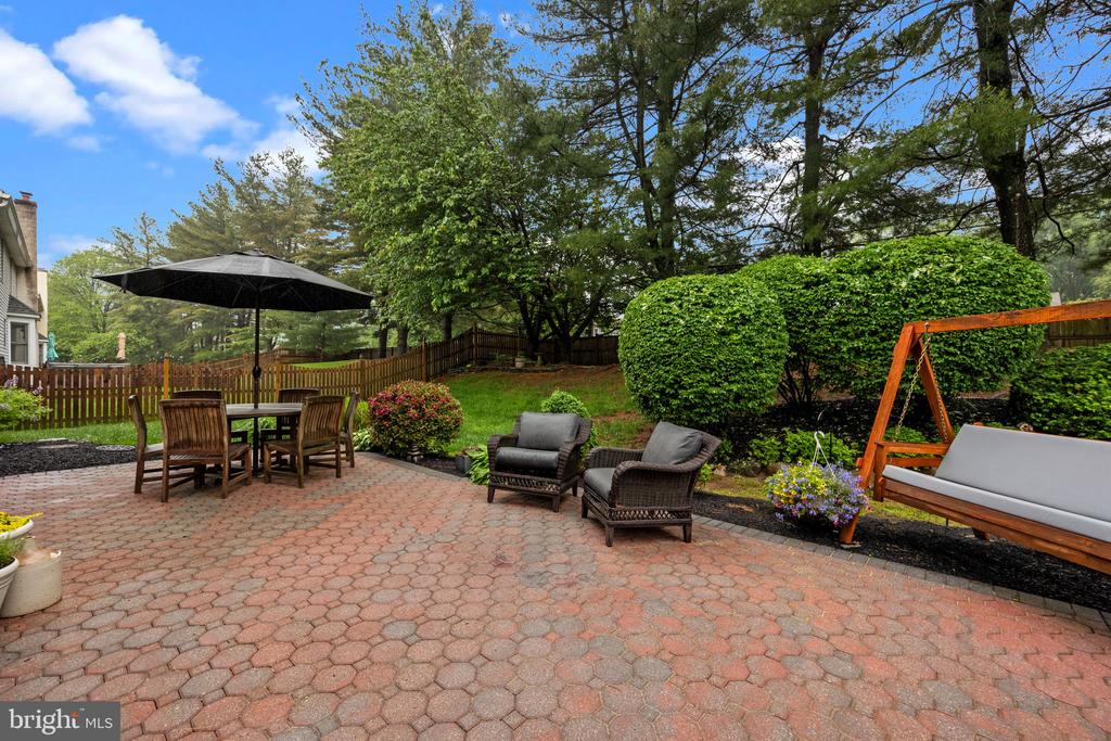 121 BEECH DRIVE