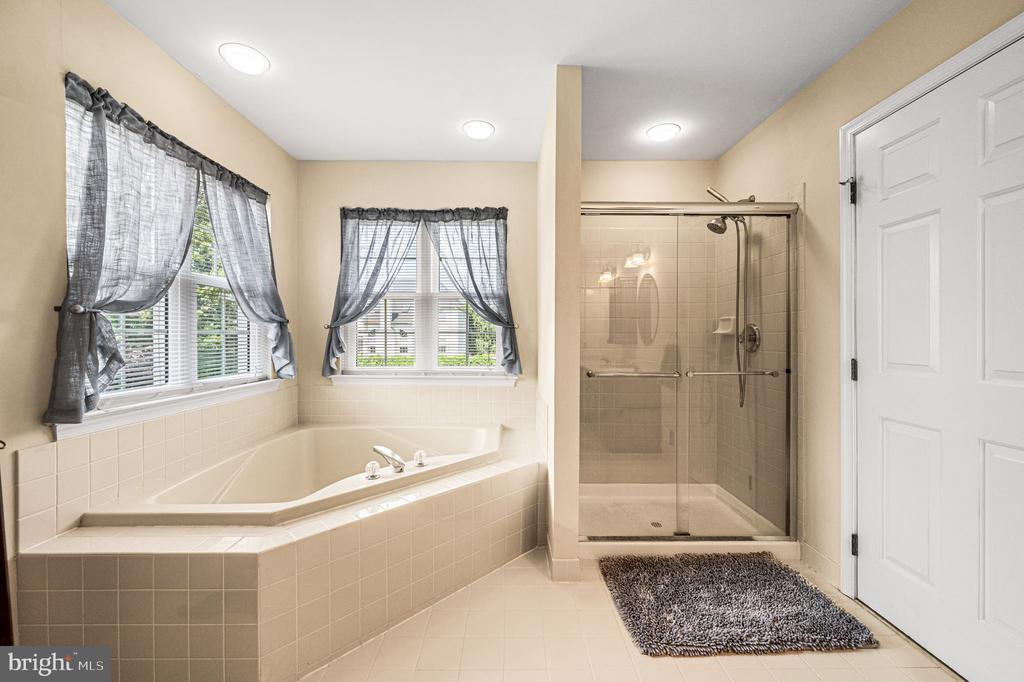 1371 JASPER DRIVE
