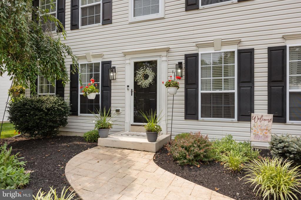 119 SHELBURNE DRIVE