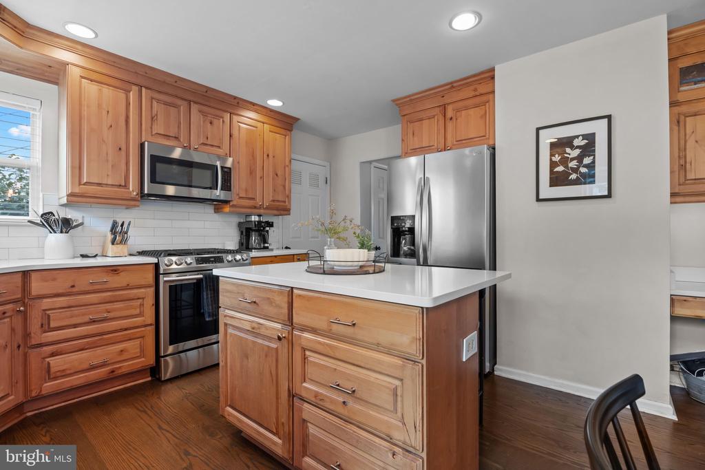 119 SHELBURNE DRIVE