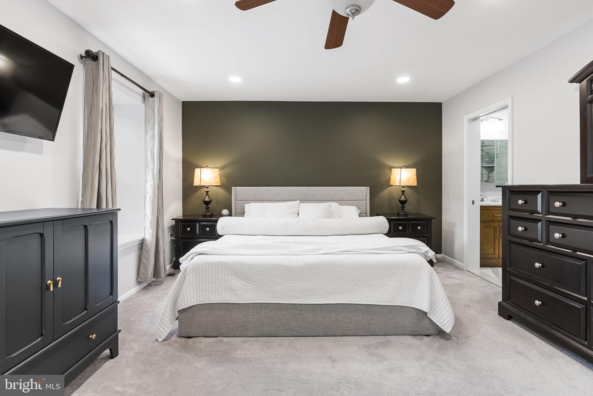 502 SEMINOLE GARDENS