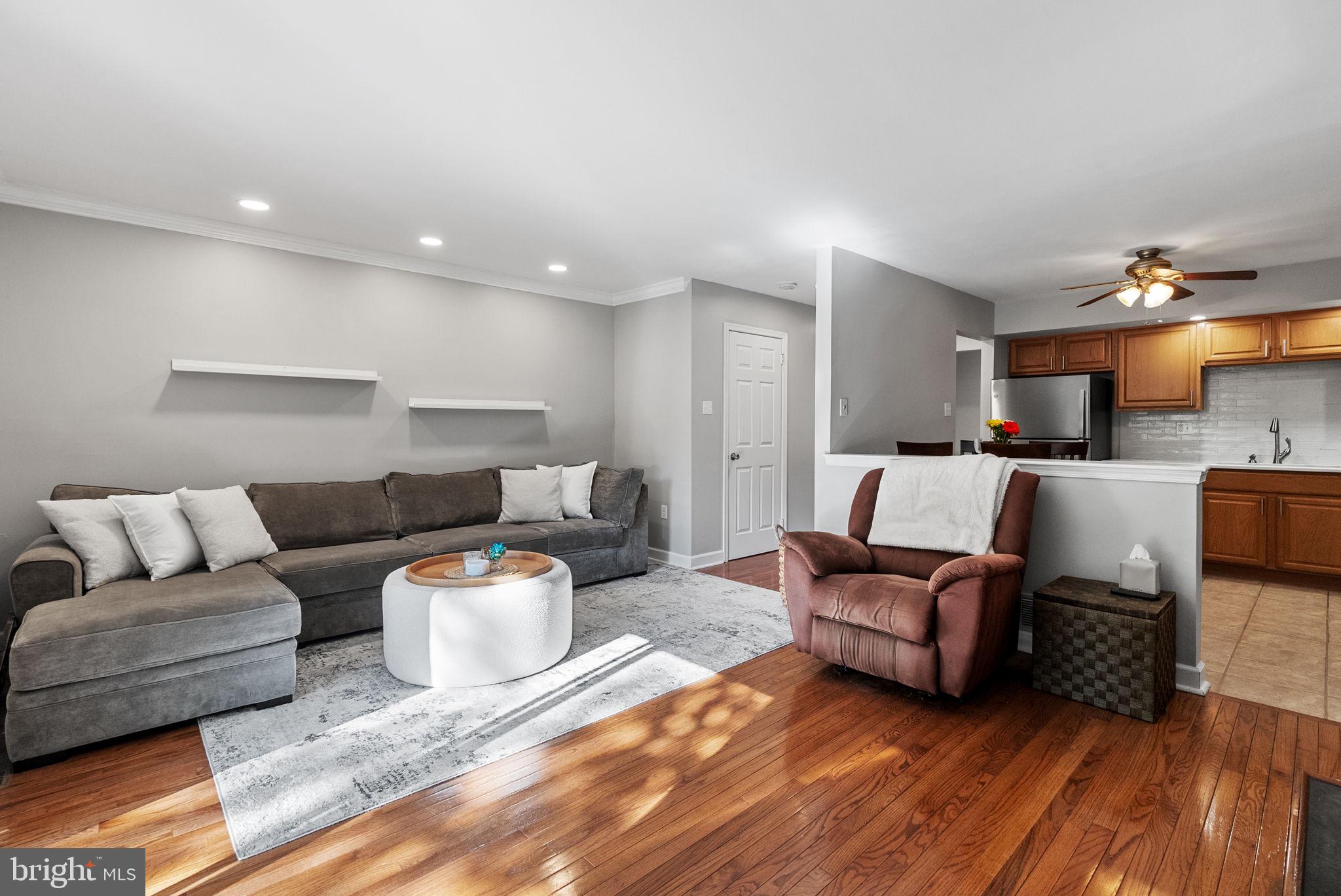 502 SEMINOLE GARDENS