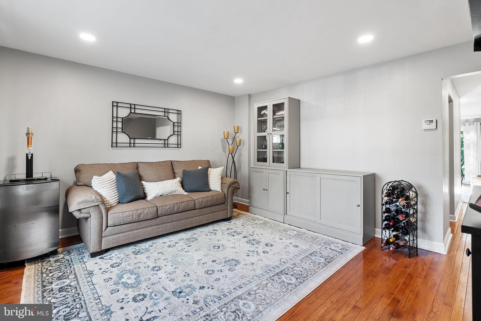 502 SEMINOLE GARDENS