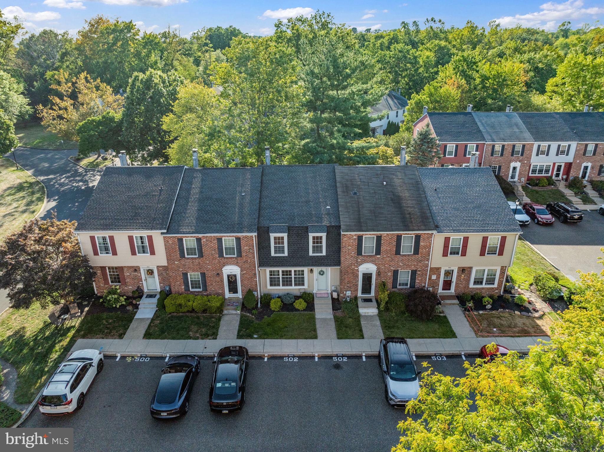 502 SEMINOLE GARDENS