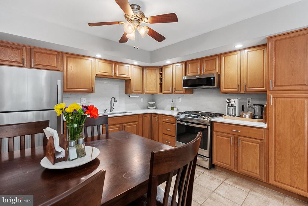 502 SEMINOLE GARDENS